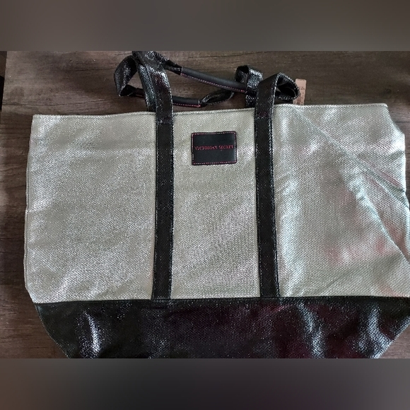 NWT Victoria's Secret Tote Bag - Picture 1 of 3